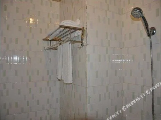 JINFENG GUEST HOUSE - Image 1