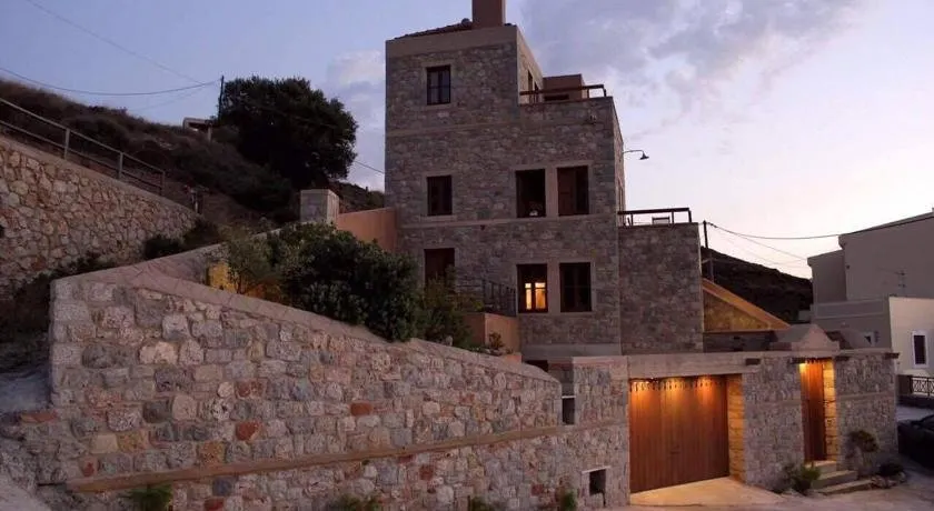 Grande Grotta House - Image 1