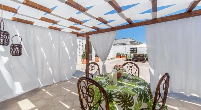 Villetta Martino Guest House - Image 1