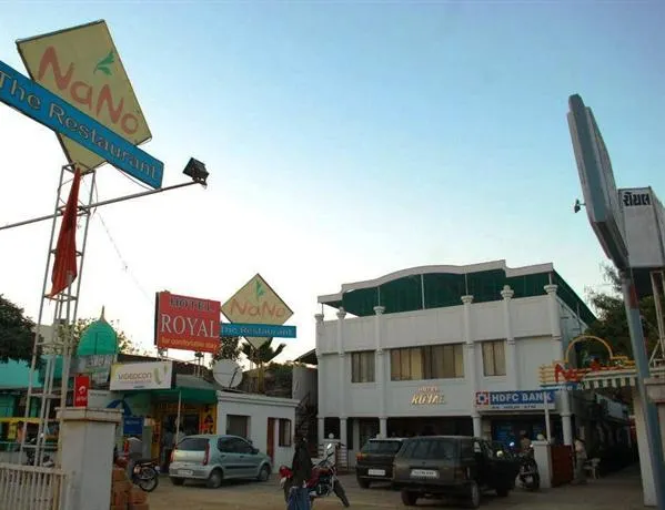 Hotel Royal - Image 1
