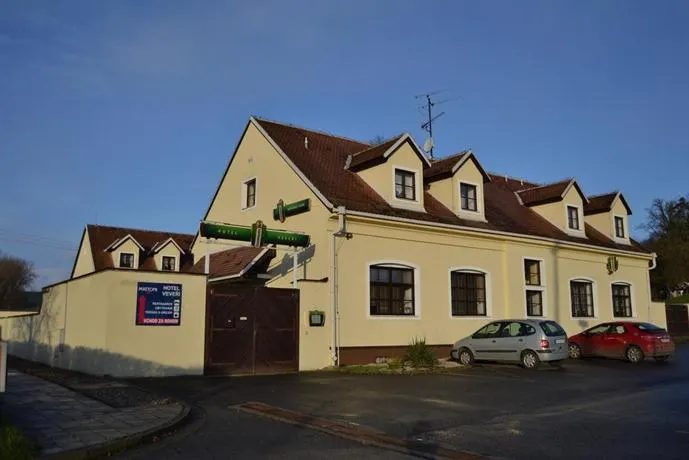 Hotel Veveří - Image 1