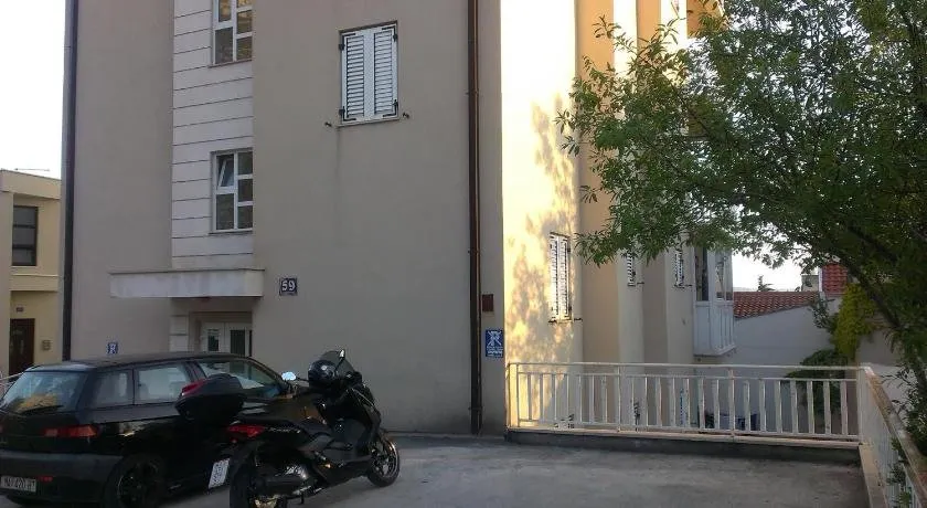 Apartment Viki - Image 1