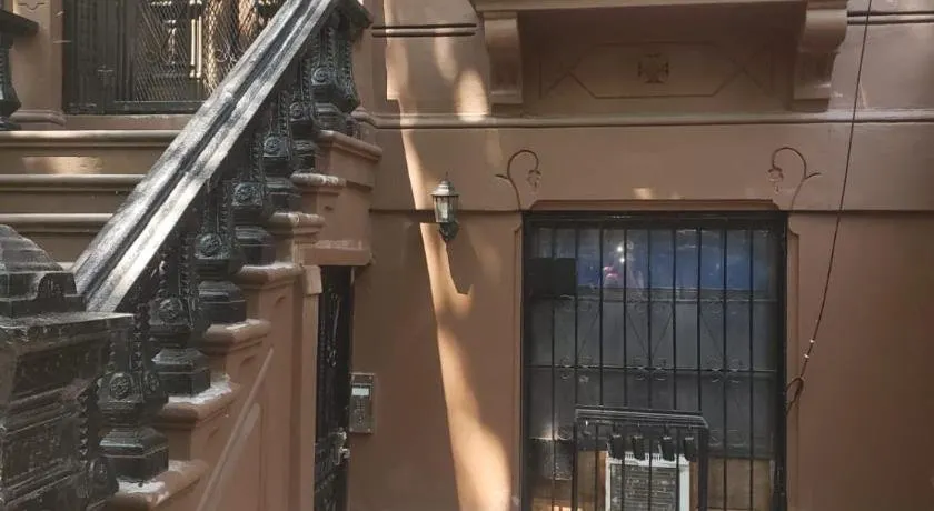 The Harlem Getaway - Image 1