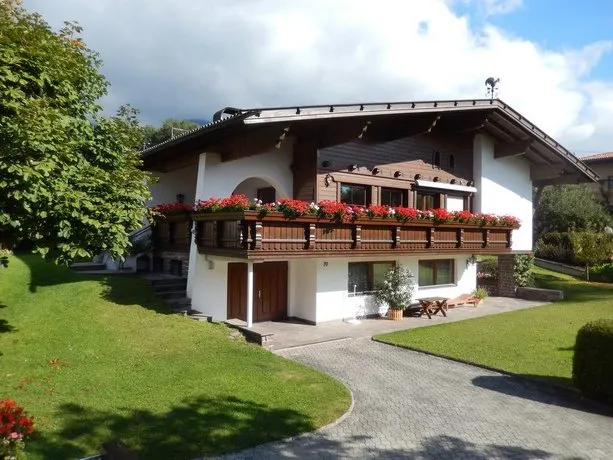 Haus Ruech - Image 1
