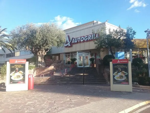 Hotel Autogrill La Plana - Image 1