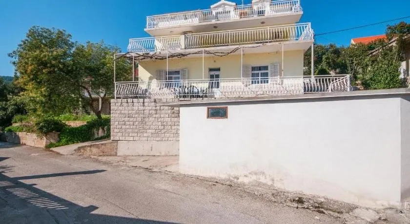 Apartments Villa Lagarrelax - Image 1
