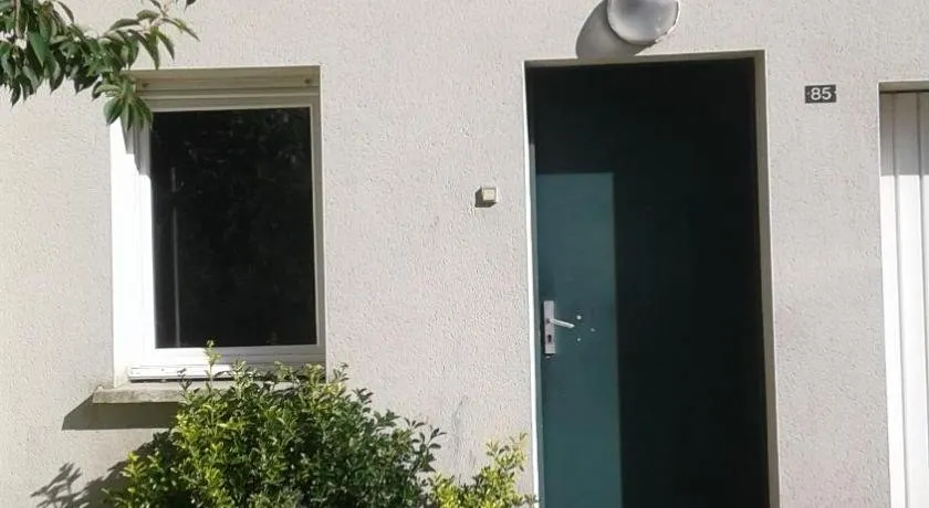 Foreword House - Image 1