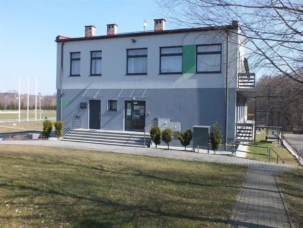 Pawilon Sportowo Turystyczny Kalwarianka - Image 1