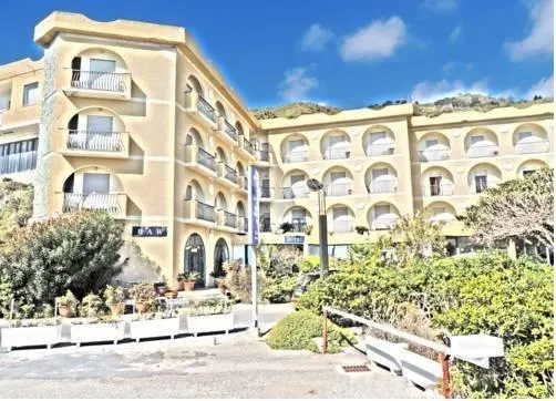 Hotel Ristorante La Scogliera - Image 1