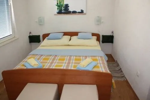 Rusticana Accommodation - Image 1