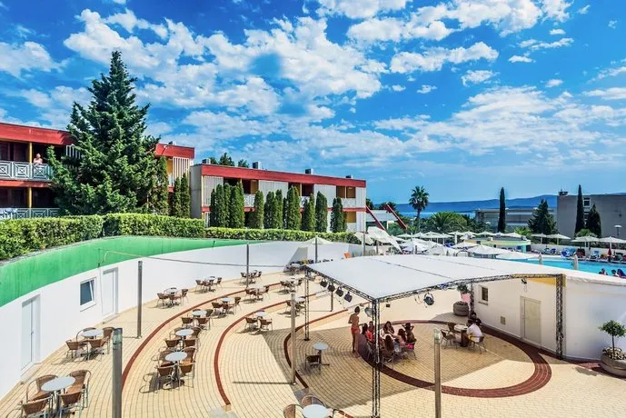 Bluesun Hotel Borak - Image 1