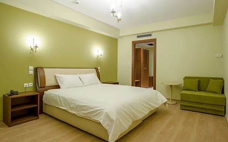 Hotel Anna - Image 1