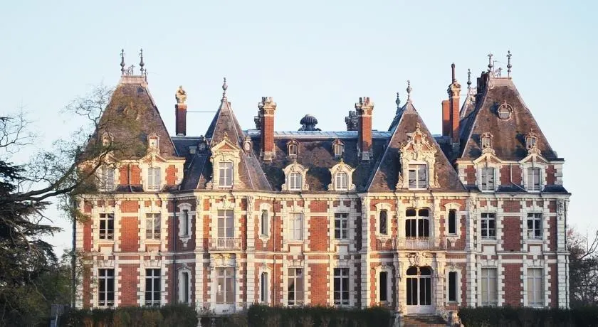 Chateau de la Jumellière - Image 1