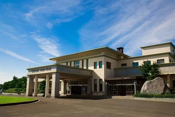 Seogwipo Castlex Jeju Golf Villa Pension - Image 1