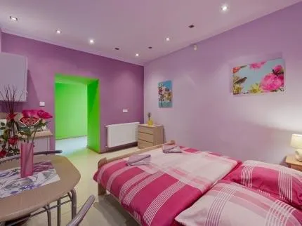 Queen Apartments - Image 1