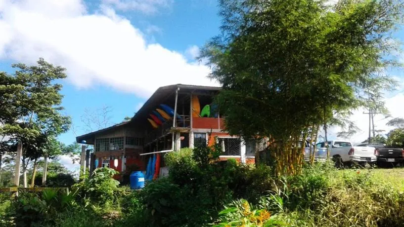 Homestay - Homestay - Kayak Hostel Ecuador - Image 1