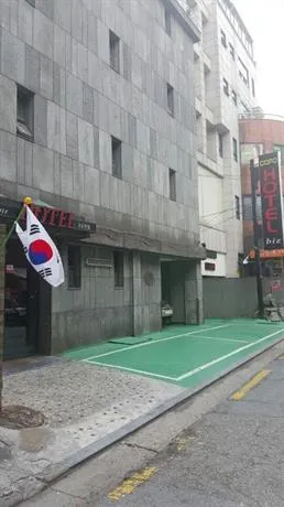 Copo Biz Hotel - Image 1