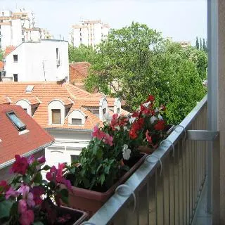 One Bedroom Apartment Dorcol Live - Image 1