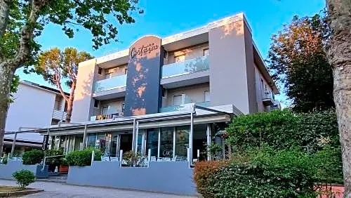 Hotel Costanza - Image 1