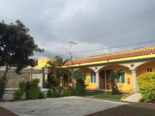 Hotel Tepetzalan - Image 1