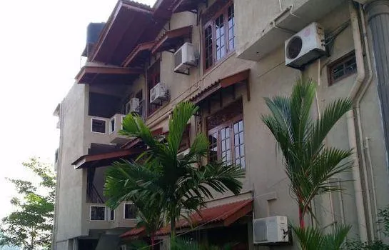 ZEN Rooms Galpotte Road Nawala Colombo 5 - Image 1