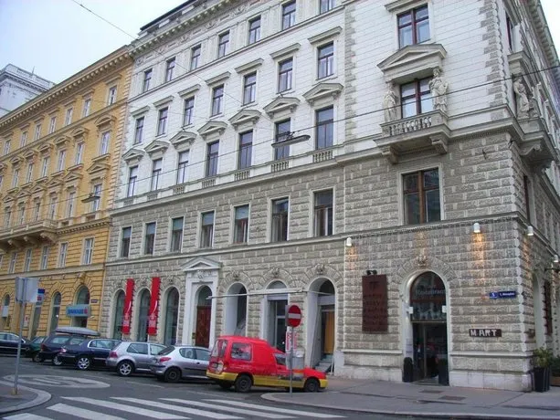 Exclusive B&B in The City Centre of Vienna - Image 1
