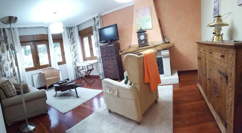Apartamentos El Sol - Image 1