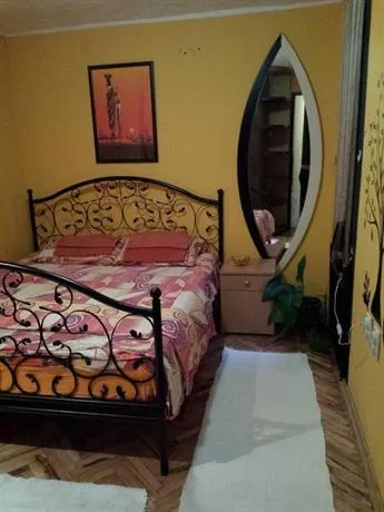 Apartment Hedonist - Image 1
