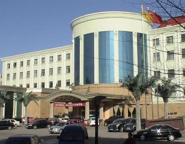 Jiulong Holiday - Image 1