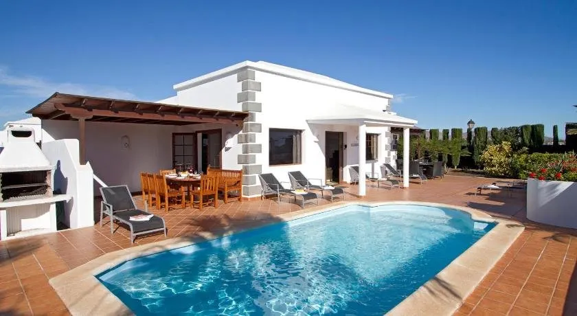 VILLA MARTA - Image 1