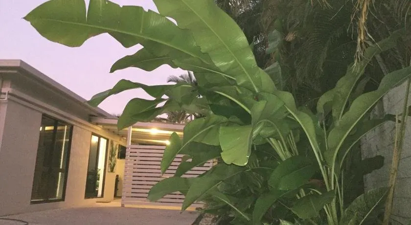 Cairns Northern Beaches Holiday Retreat - Image 1