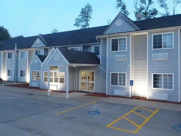 SureStay Hotel by Best Western Marienville - Image 1