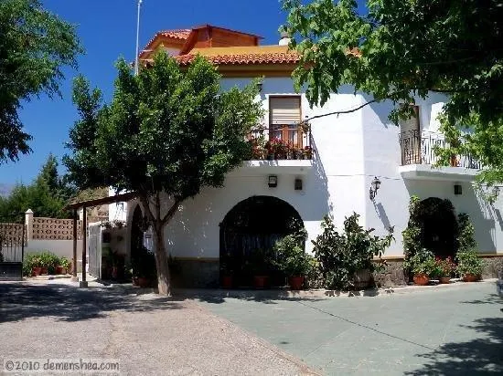 La Piscina - Image 1