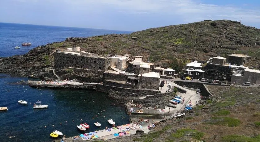 Alba levante - Image 1
