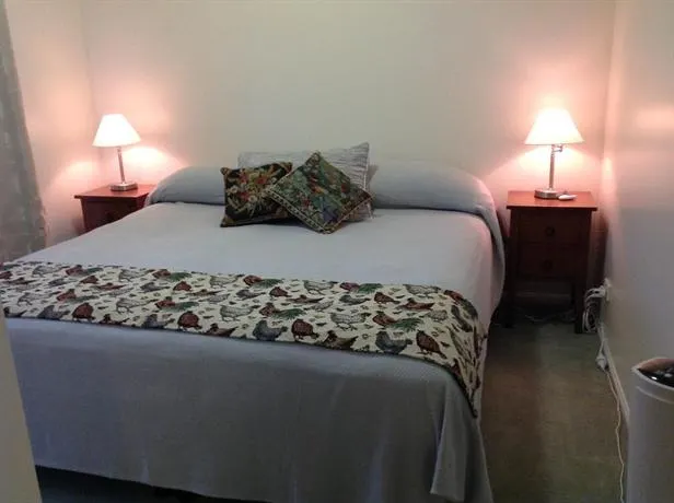 The Friendly Chat Bed and Breakfast - Image 1