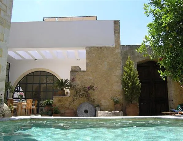 Villa Iris - Image 1
