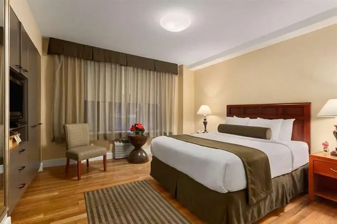 Best Western Plus Hospitality House - Image 1