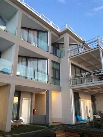 Linduo Oceanview Boutique Hotel - Image 1