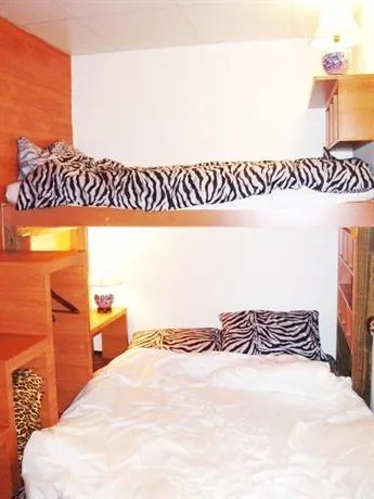 Taipei Ximen Zebra Apartment - Image 1