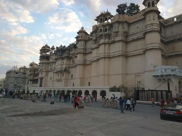 Hotel Shubh Laxmi - Image 1