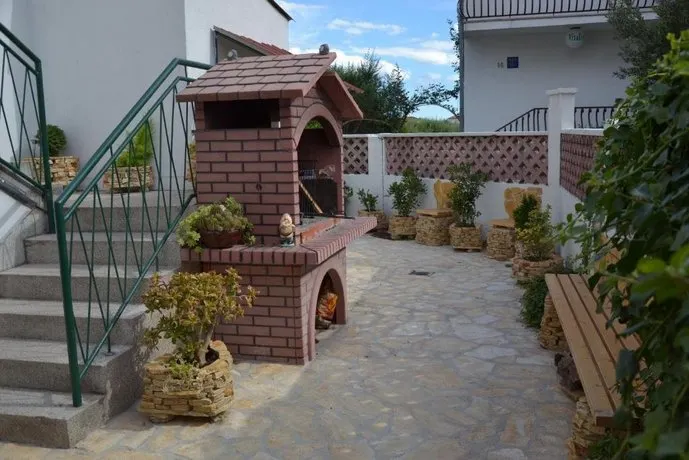 Apartment Viki - Image 1