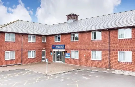 Travelodge Barnstaple Hotel - Image 1