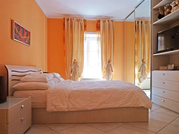 Casa Luxury - Image 1