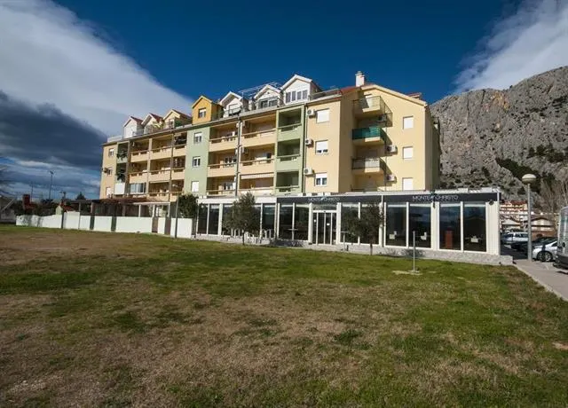 Adria - Image 1