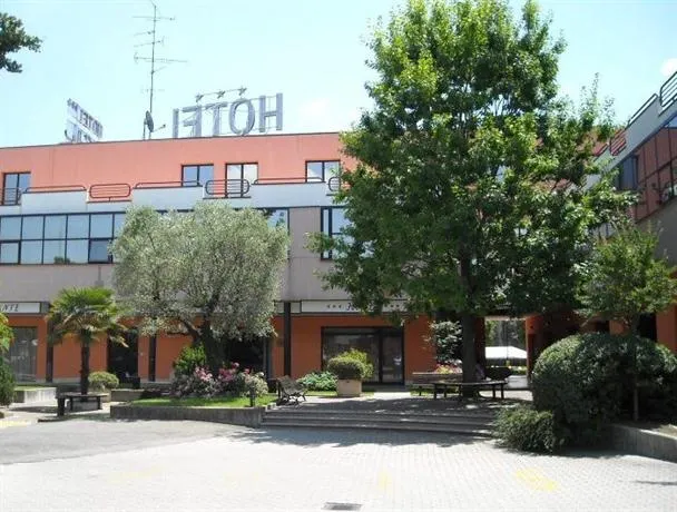 Hotel La Corte - Image 1