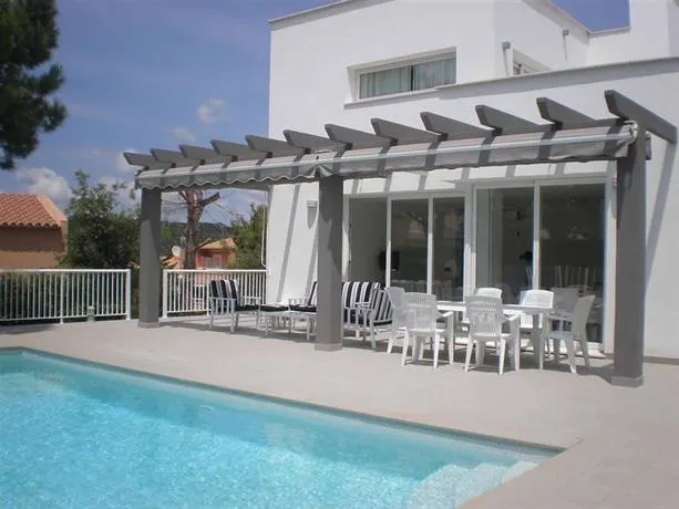Villa mit Garten, Grill und privatem Pool - Image 1