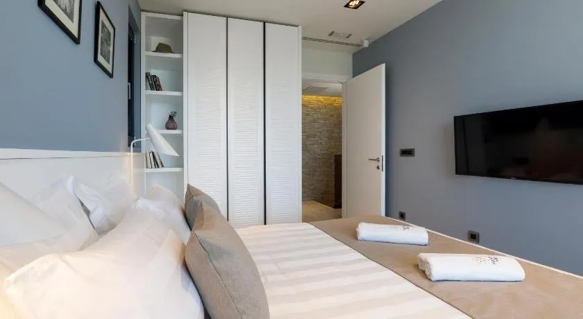 Horizon Villa - Image 1