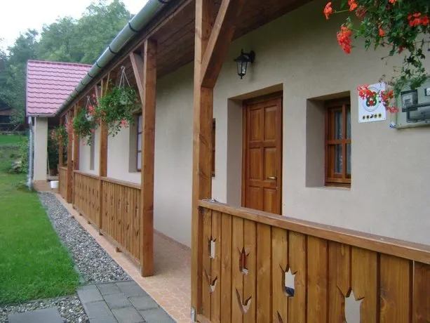 Kőhíd Vendégház - Image 1