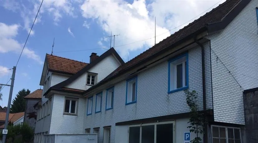 ZIMMERVERMIETUNG TROGEN - Image 1