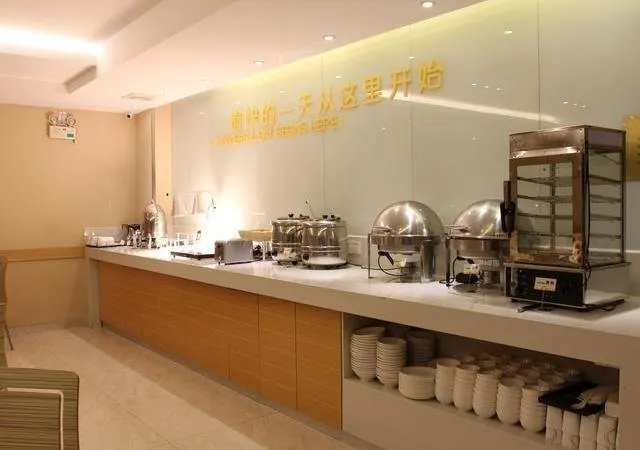 City Convenient Jingxi Jinxiu Ancient Town Longtan Park Store - Image 1